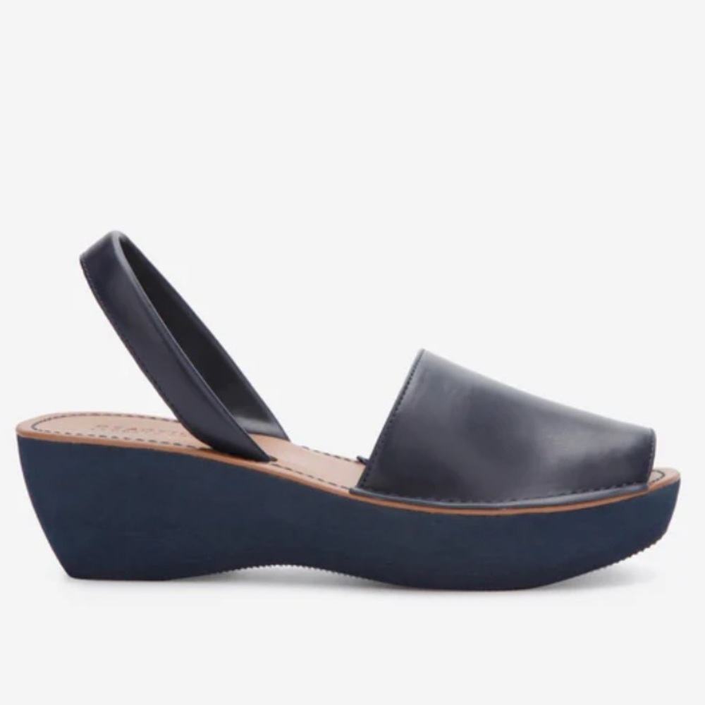 Kenneth Cole Reaction Heel Platform Sandals